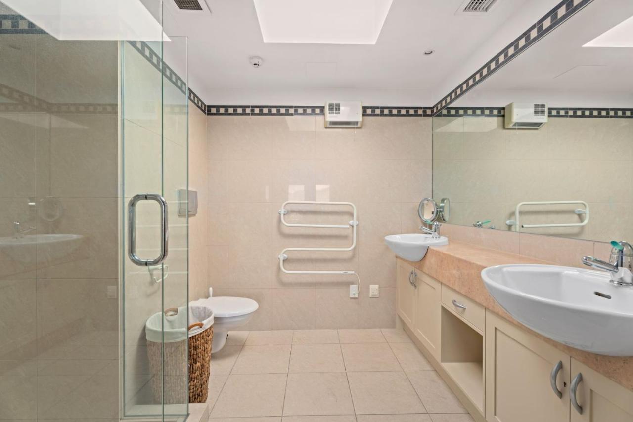 The Village Green Apartment كوينستاون المظهر الخارجي الصورة