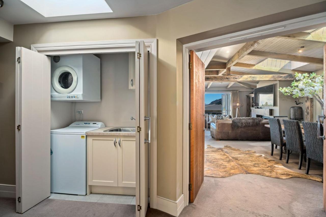 The Village Green Apartment كوينستاون المظهر الخارجي الصورة