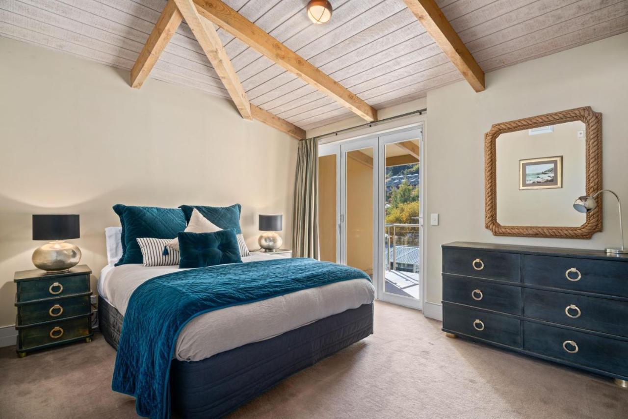 The Village Green Apartment كوينستاون المظهر الخارجي الصورة